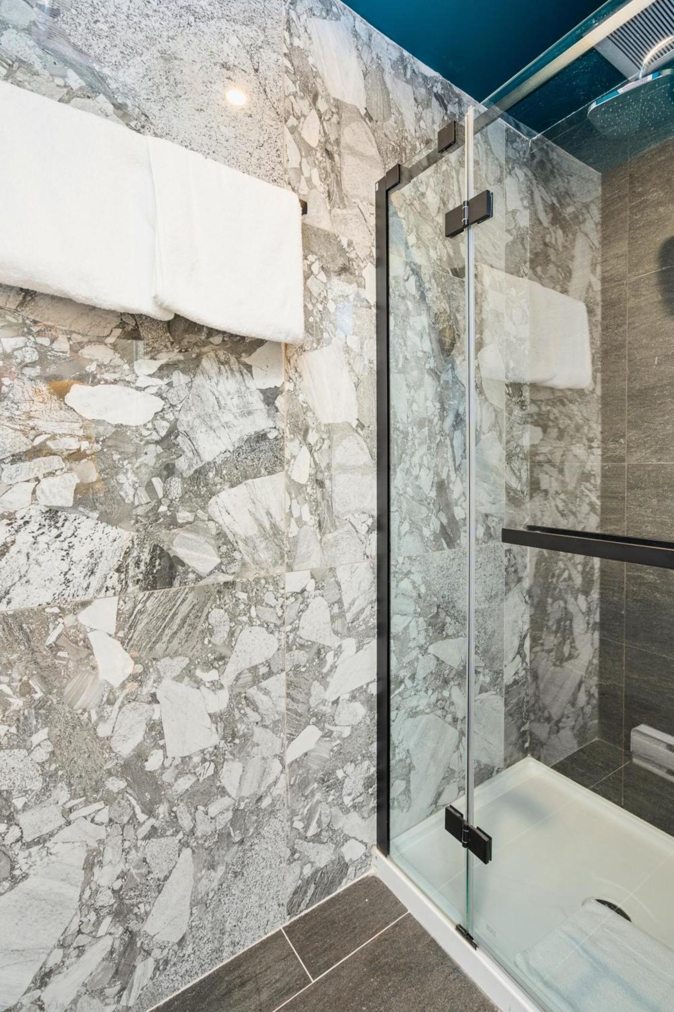 Opal Lofts - Quartier Latin Apartment มอนทรีอัล ภายนอก รูปภาพ